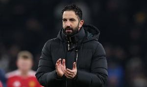 PG电子-阿莫林：我们要去改进最后一传和临门一脚，B费是非常重要的球员